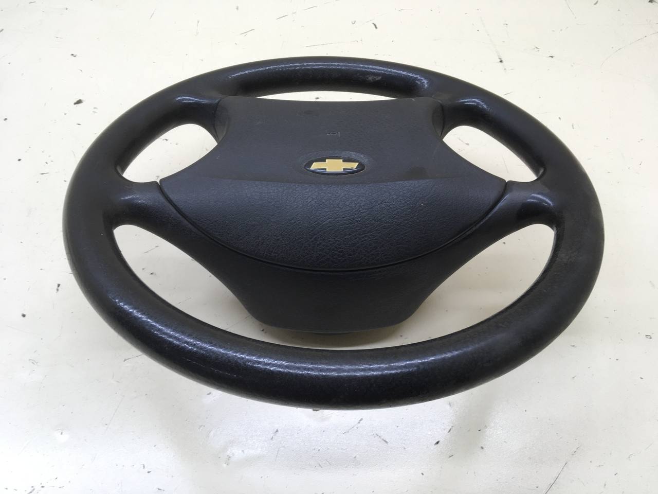 Рулевое колесо без AIR BAG Chevrolet Niva 2002-2009