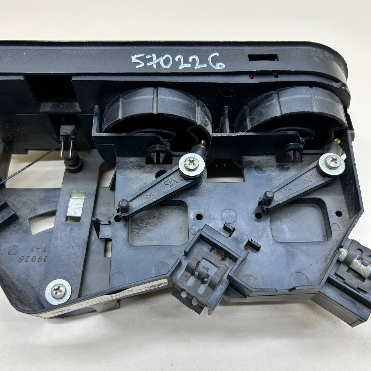 Блок управления отопителем Chevrolet Niva 2002-2009