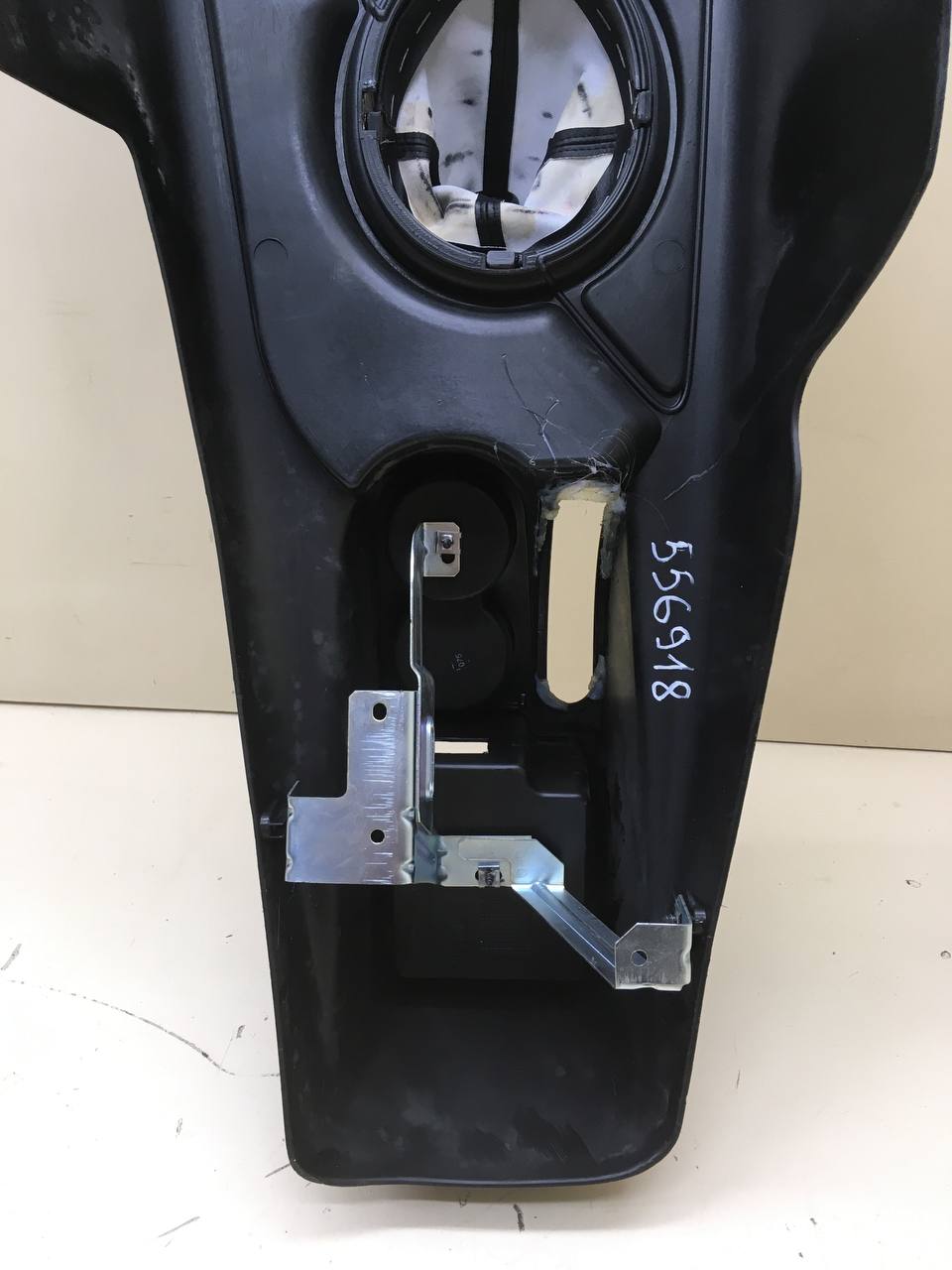 Консоль центральная Chevrolet Niva 2009-2020 Консоль центральная Chevrolet Niva 2009-2020