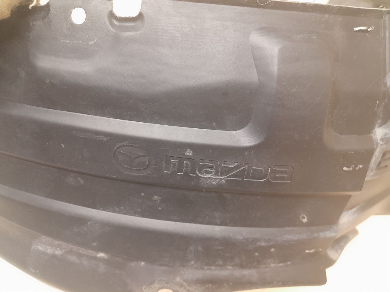 Локер передний правый Mazda CX-7 (ER) 2006-2012