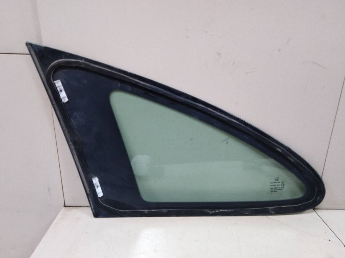 Стекло кузовное глухое правое Honda CR-V 2007-2012 Стекло кузовное глухое правое Honda CR-V 2007-2012