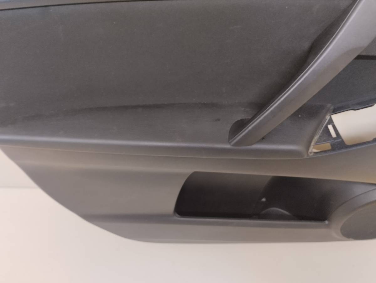 Обшивка двери передней левой Mazda Mazda 3 (BL) 2009-2013 Обшивка двери передней левой Mazda Mazda 3 (BL) 2009-2013
