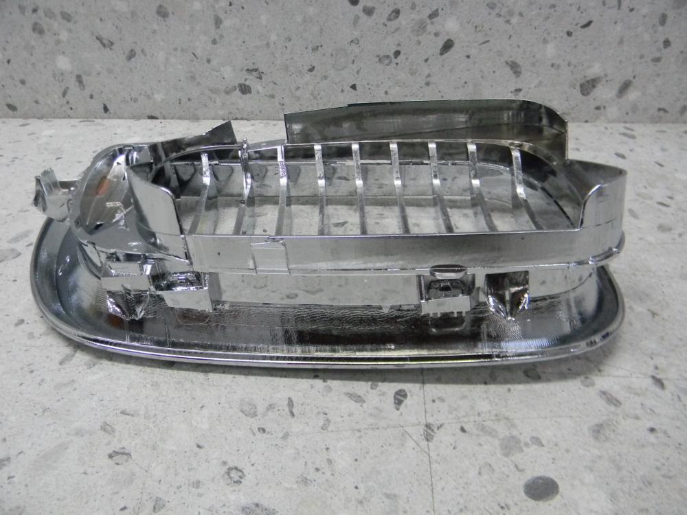 Решетка радиатора левая BMW 3-series E46 1998-2005