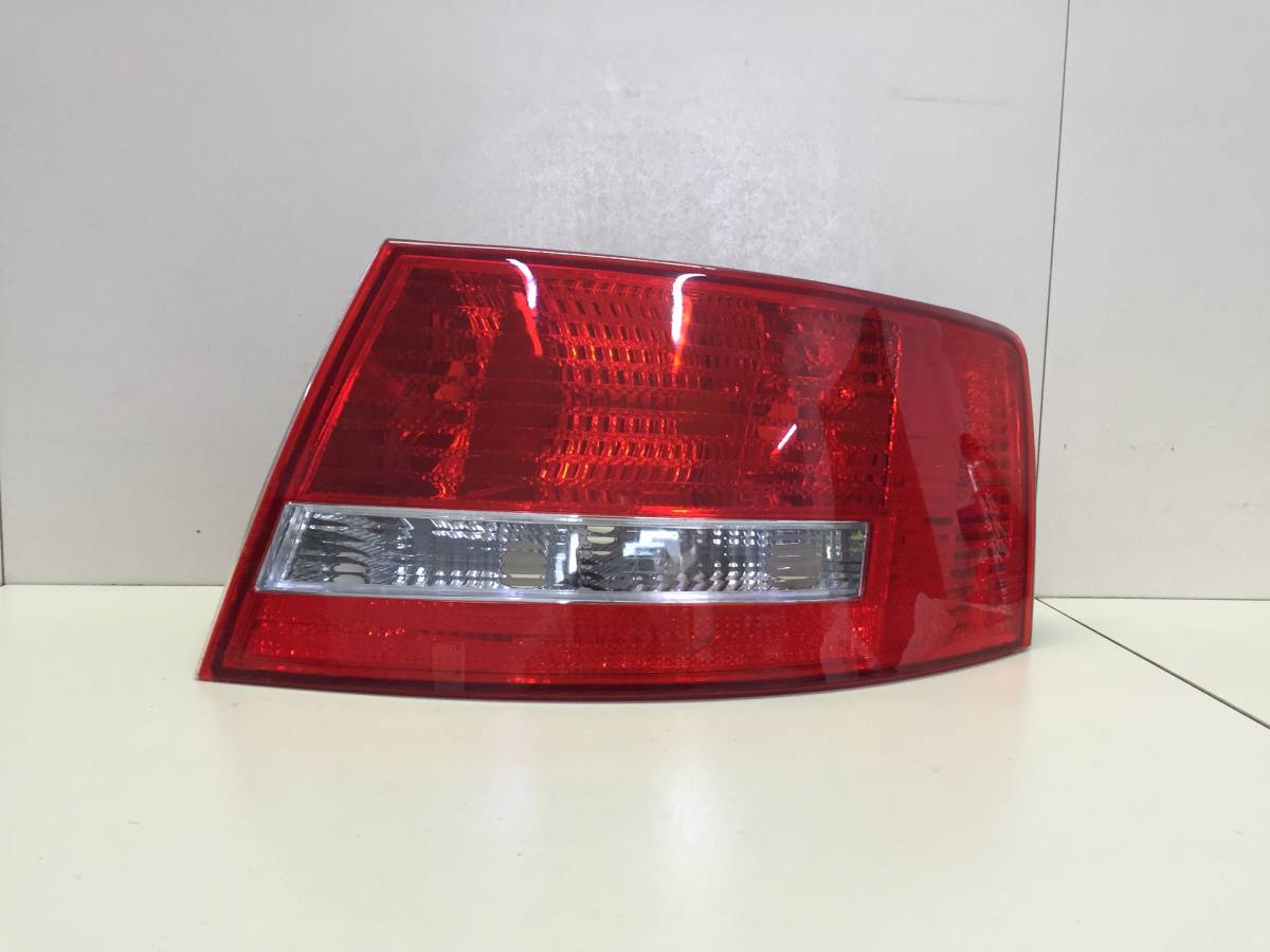 Фонарь задний наружный правый Audi A6 (C6) 2005-2011