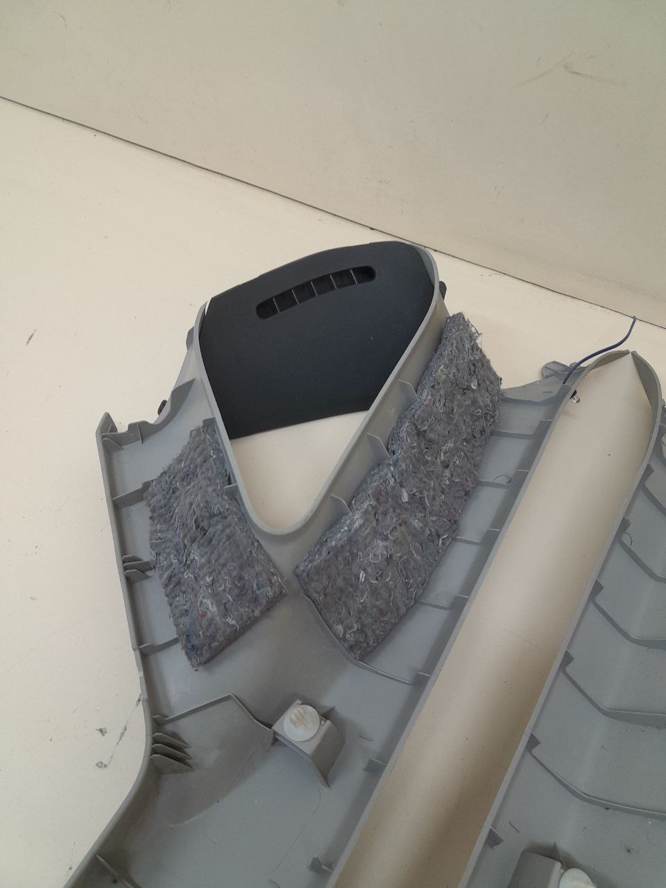 Обшивка стойки Toyota Auris (E150) 2006-2012