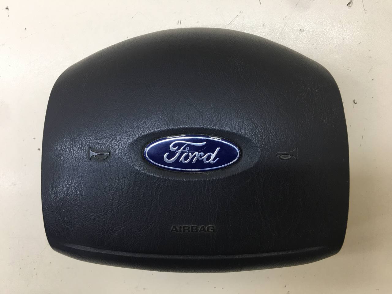 Подушка безопасности в рулевое колесо Ford Transit (FA) 2000-2006 Подушка безопасности в рулевое колесо Ford Transit (FA) 2000-2006