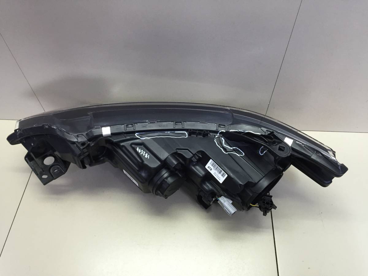 Фара правая Mitsubishi Outlander (GF) 2012>