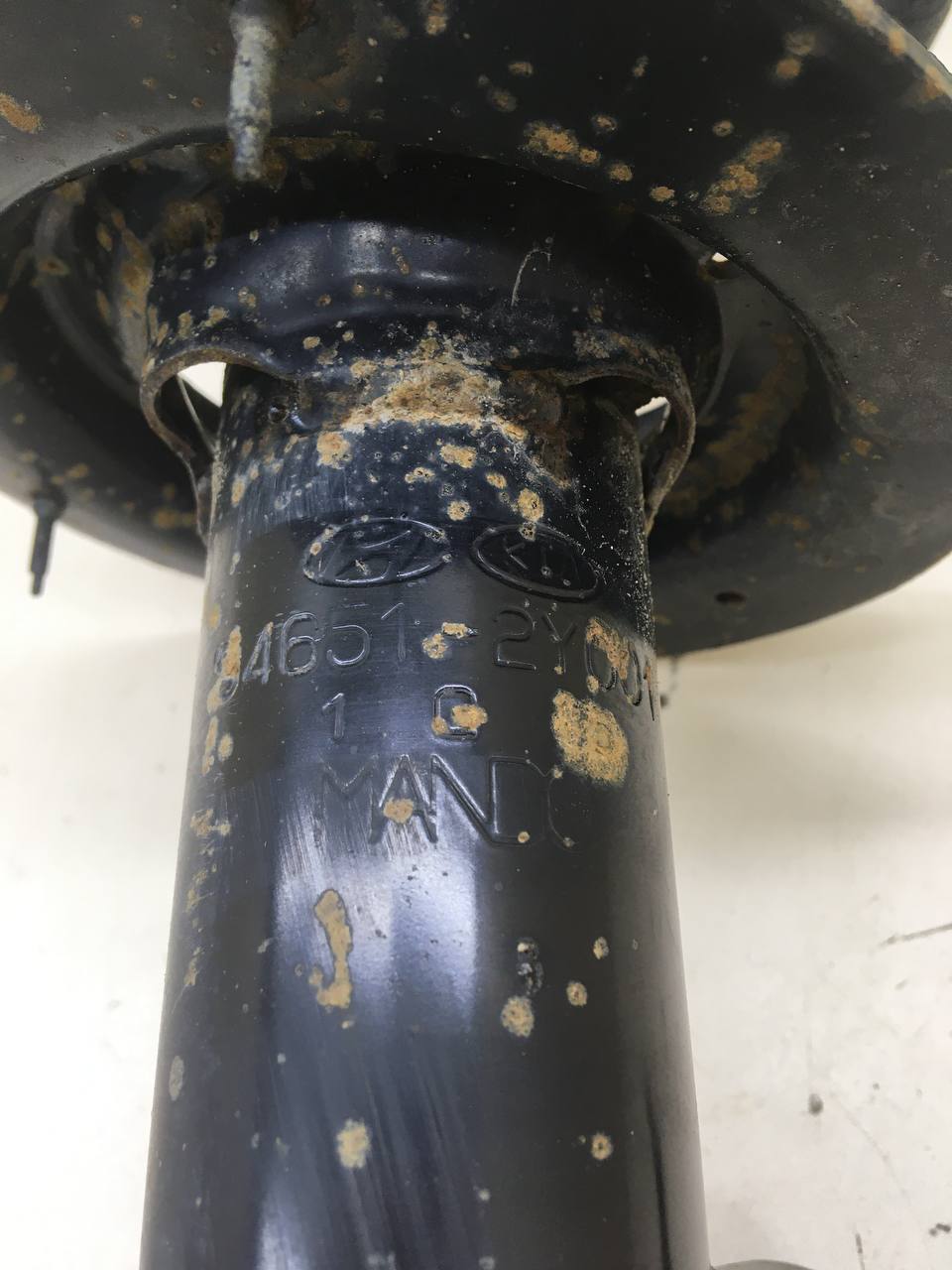 Амортизатор передний левый Hyundai ix35 (LM) 2010-2015