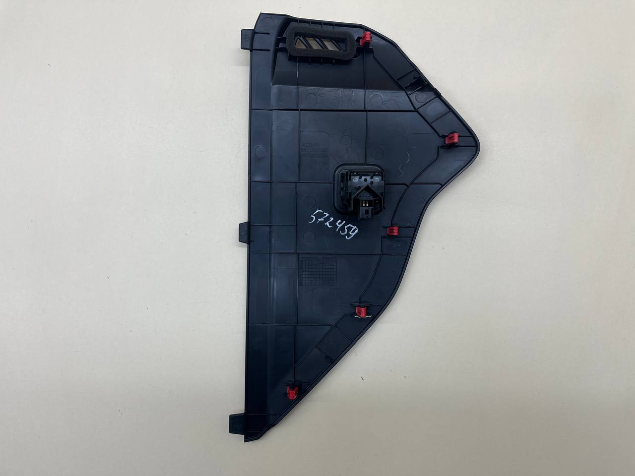 Накладка торпедо Toyota Rav 4 (XA50) 2018>