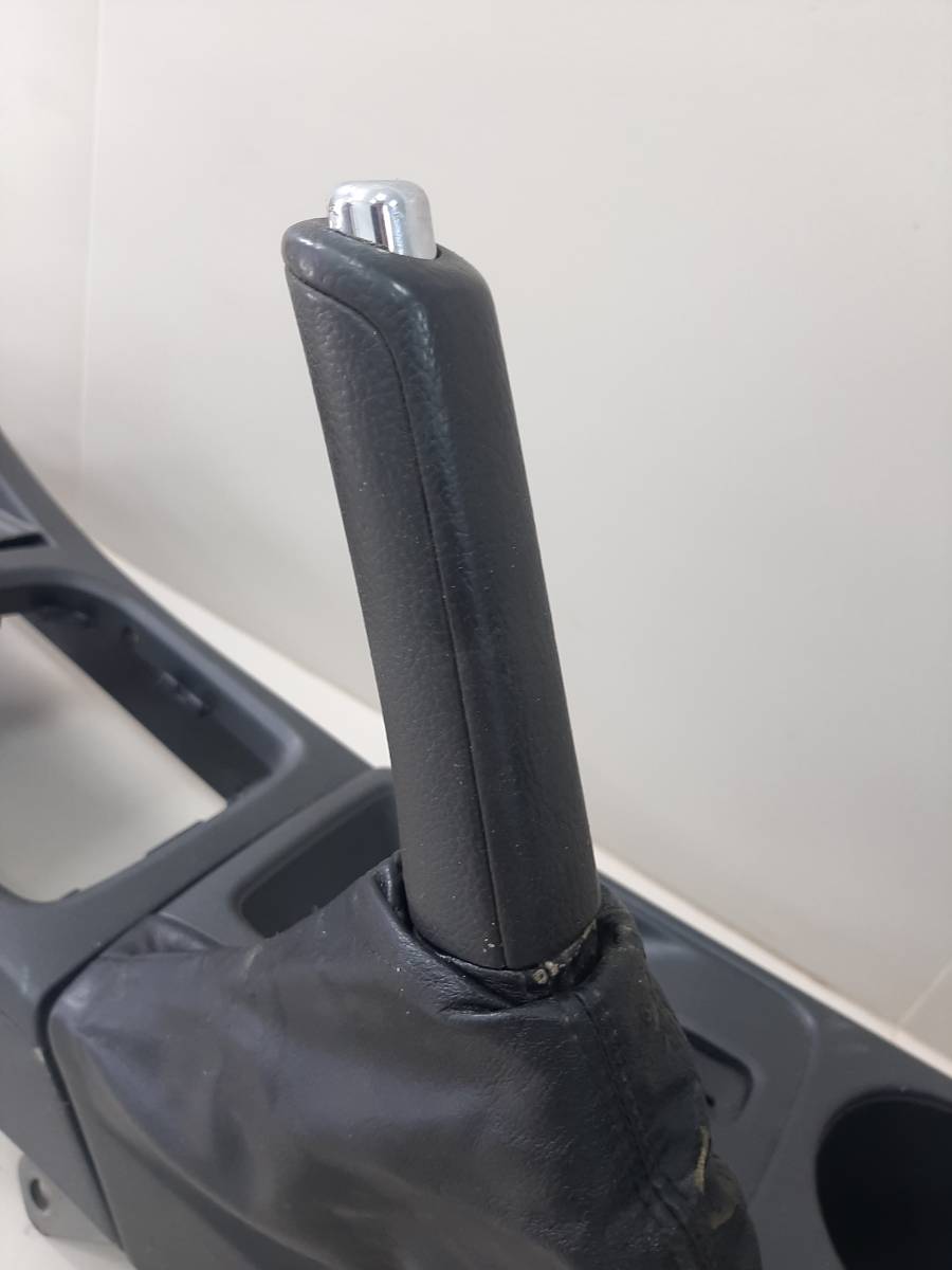 Консоль центральная Subaru Impreza (G12) 2007-2012 Консоль центральная Subaru Impreza (G12) 2007-2012