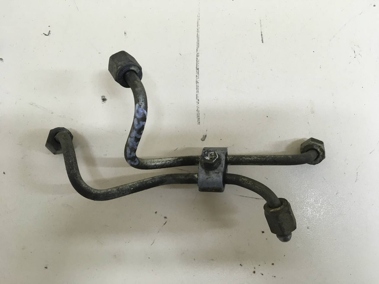 Трубка топливная Toyota Rav 4 (XA40) 2013-2019 Трубка топливная Toyota Rav 4 (XA40) 2013-2019