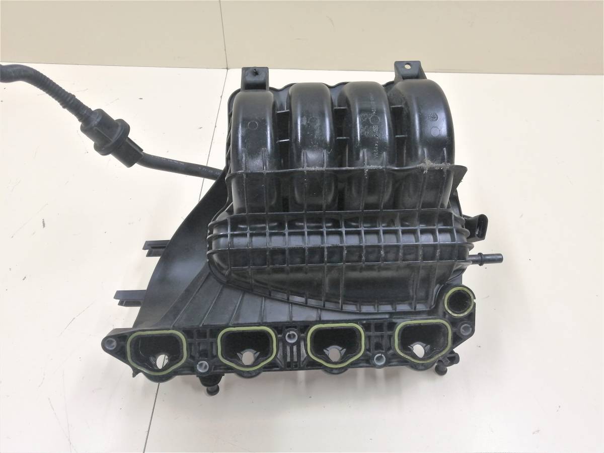 Коллектор впускной Volkswagen Polo (MK5) 2011-2020 Коллектор впускной Volkswagen Polo (MK5) 2011-2020