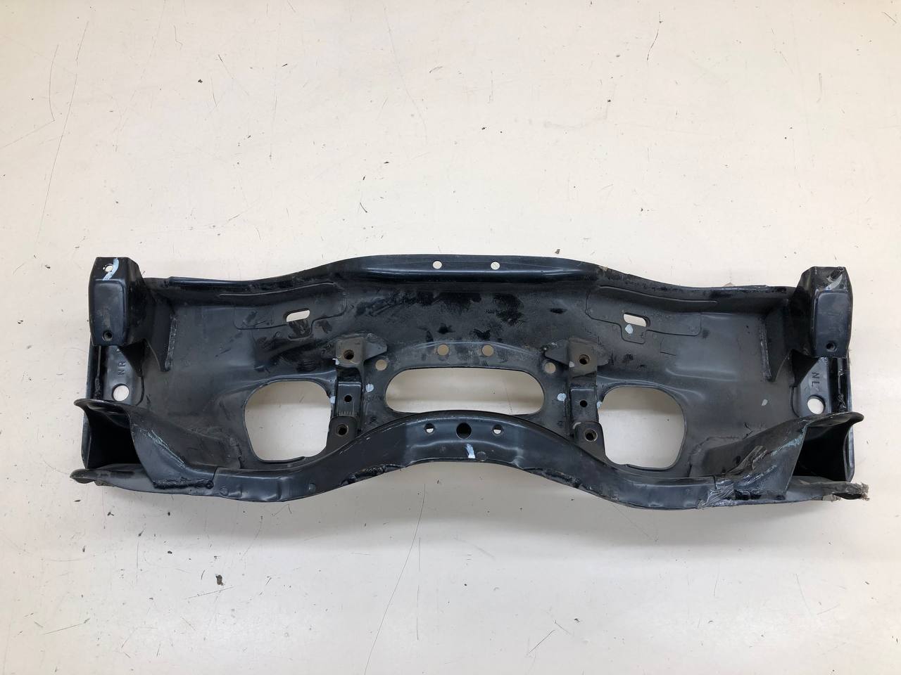 Балка подмоторная Subaru Legacy (B12) 1998-2003