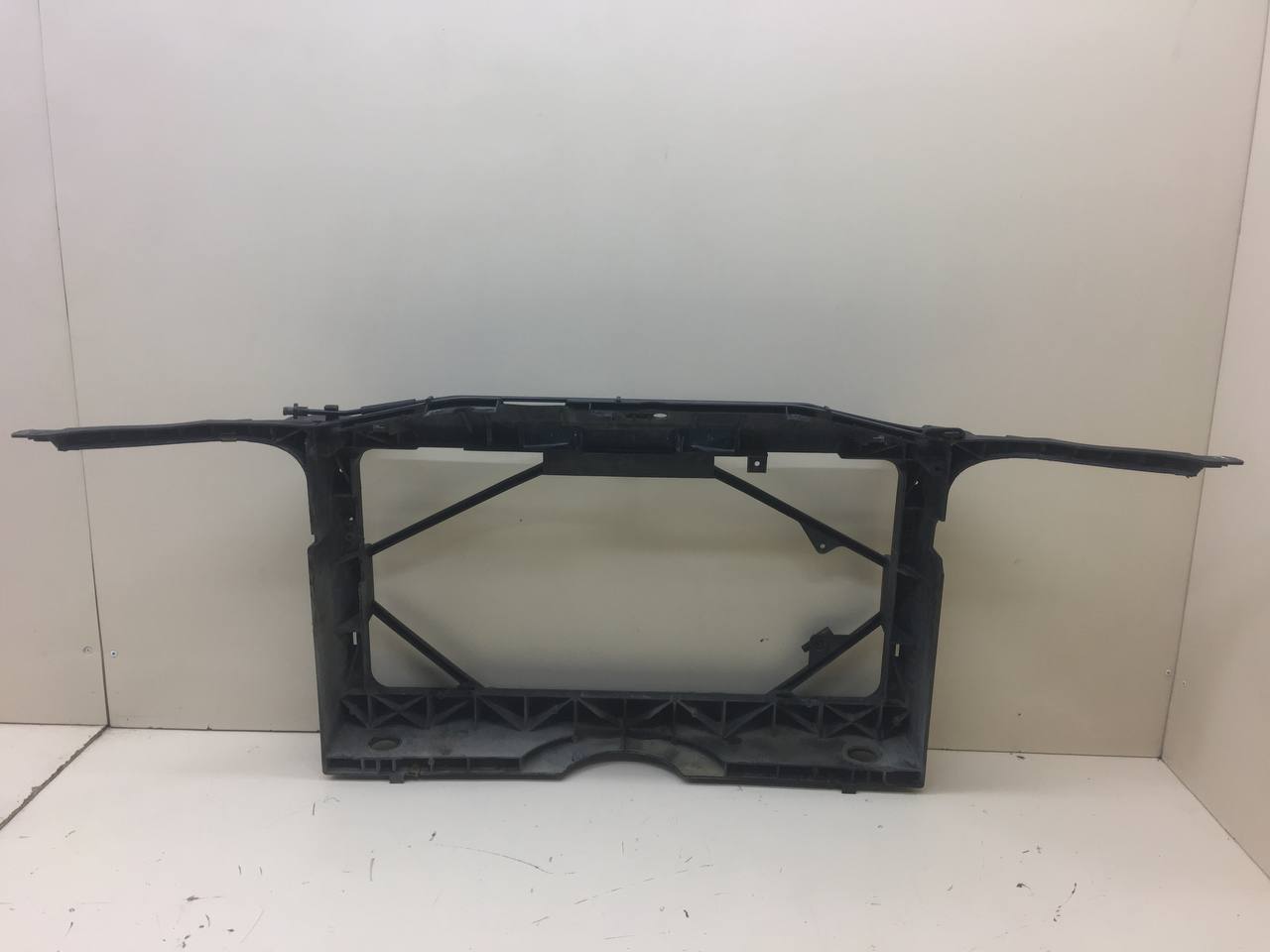 Панель передняя Mazda Mazda 6 (GG) 2002-2007 Панель передняя Mazda Mazda 6 (GG) 2002-2007