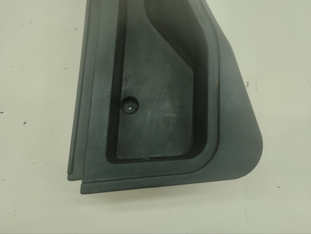 Ящик для инструментов Toyota Auris (E150) 2006-2012