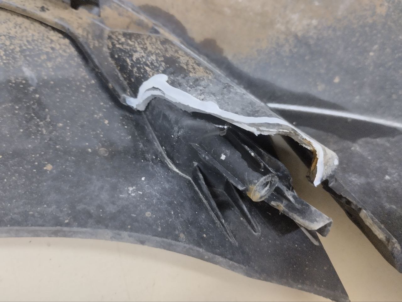 Бампер задний Hyundai Solaris (RB) 2010-2017