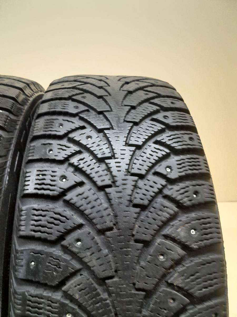 Шины R16 Зимние шипованные Nokian Tyres Hakkapeliitta 4