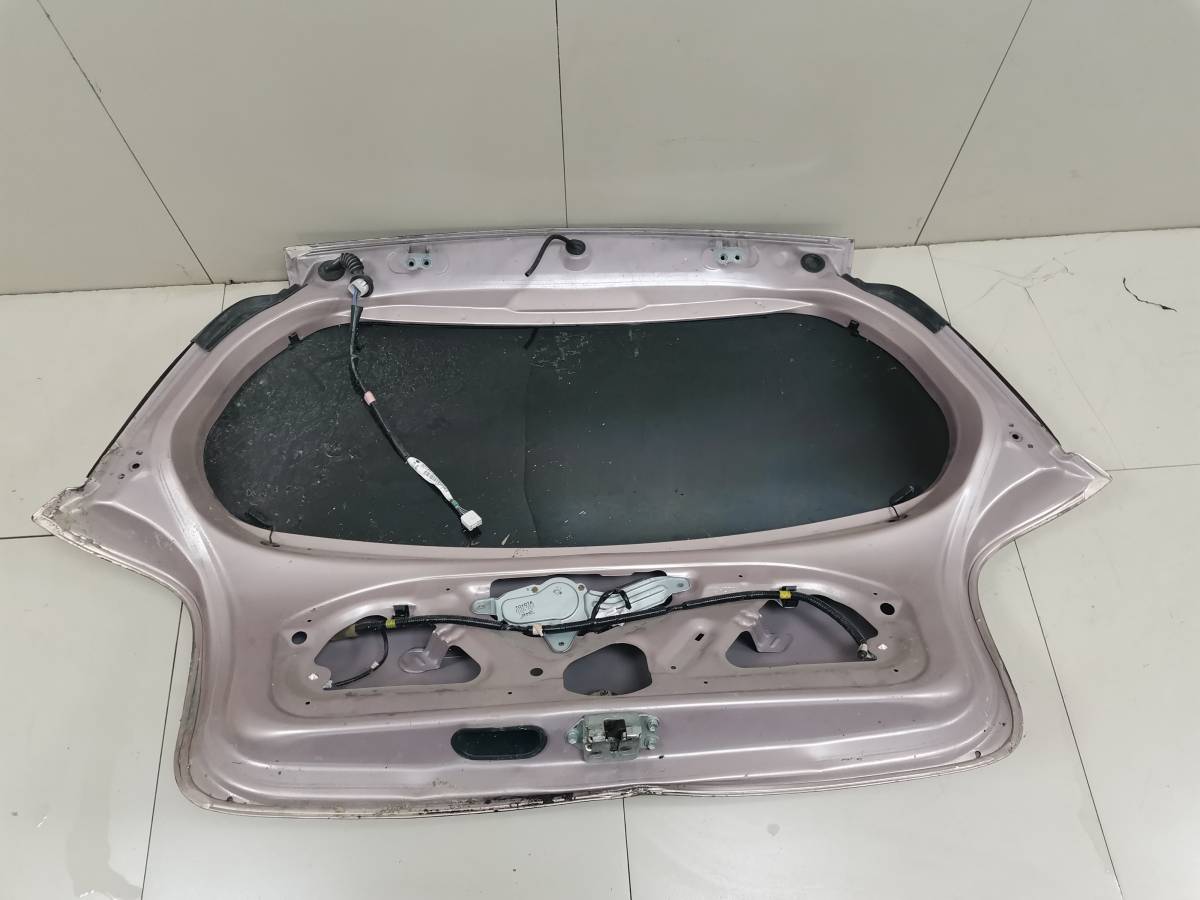 Дверь багажника со стеклом Toyota Vitz (P10) 1999-2005