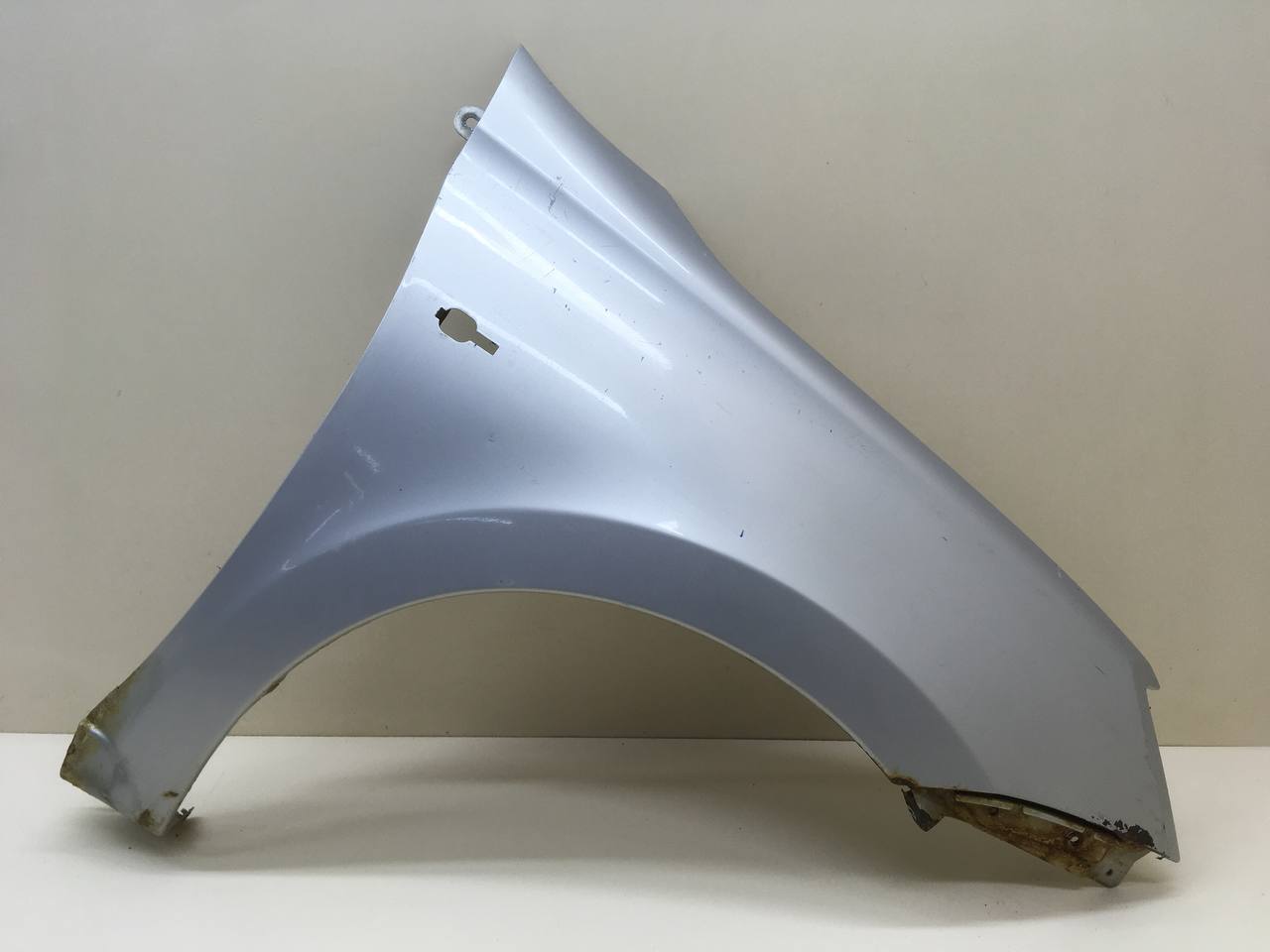 Крыло переднее правое Lada Granta 2011>