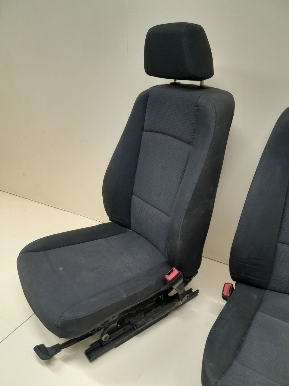 Сиденье (комплект) BMW 1-series E87/E81 2004-2011 Сиденье (комплект) BMW 1-series E87/E81 2004-2011