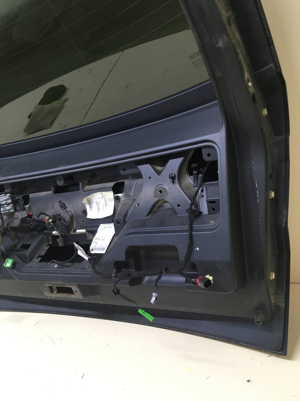 Дверь багажника со стеклом Land Rover Range Rover Sport 2013-2017 Дверь багажника со стеклом Land Rover Range Rover Sport 2013-2017
