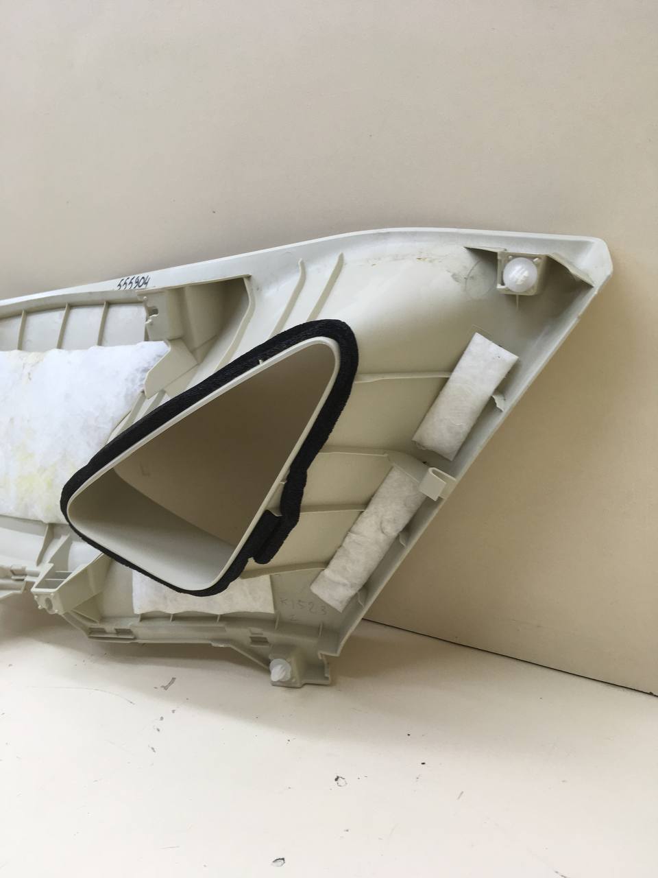 Обшивка стойки Lexus NX 200 (Z10) 2014-2021 Обшивка стойки Lexus NX 200 (Z10) 2014-2021