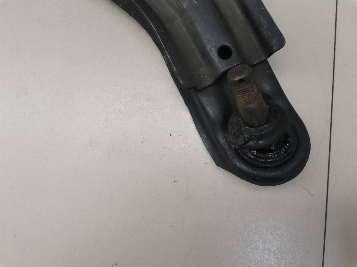 Рычаг передний правый Nissan Almera (N15) 1995-2000 Рычаг передний правый Nissan Almera (N15) 1995-2000