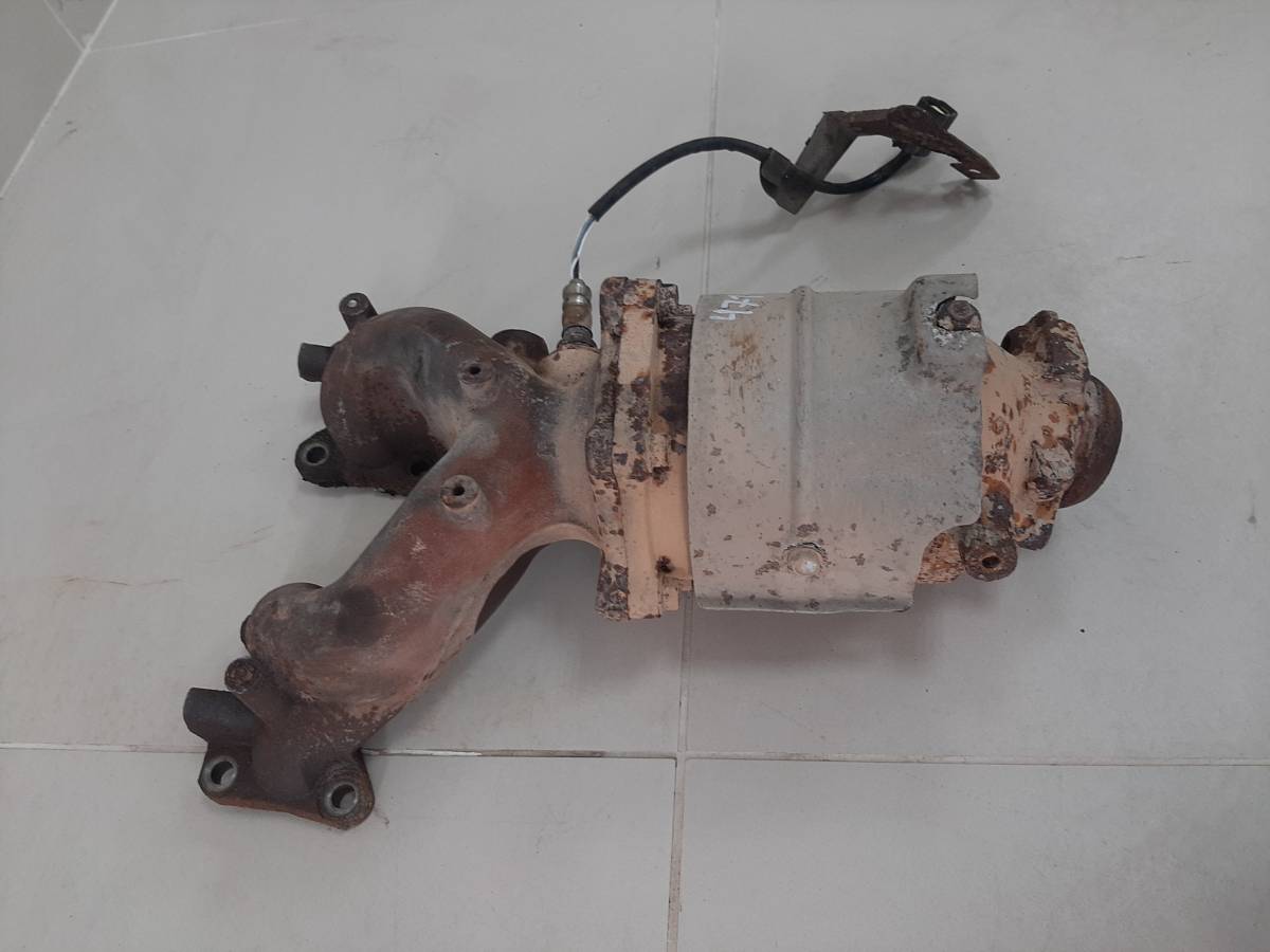Коллектор выпускной Nissan Almera Classic (B10) 2006-2013