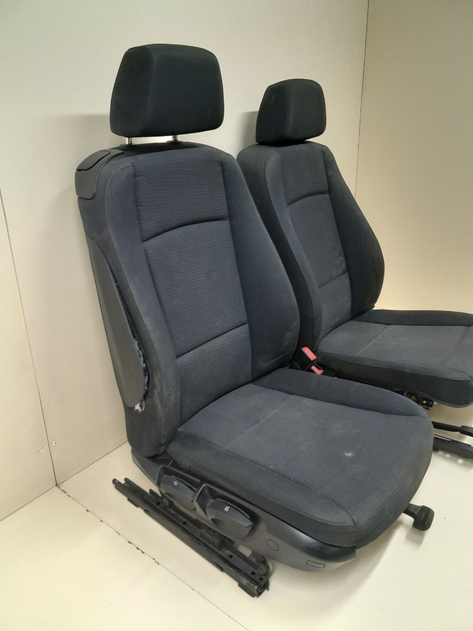 Сиденье (комплект) BMW 1-series E87/E81 2004-2011 Сиденье (комплект) BMW 1-series E87/E81 2004-2011
