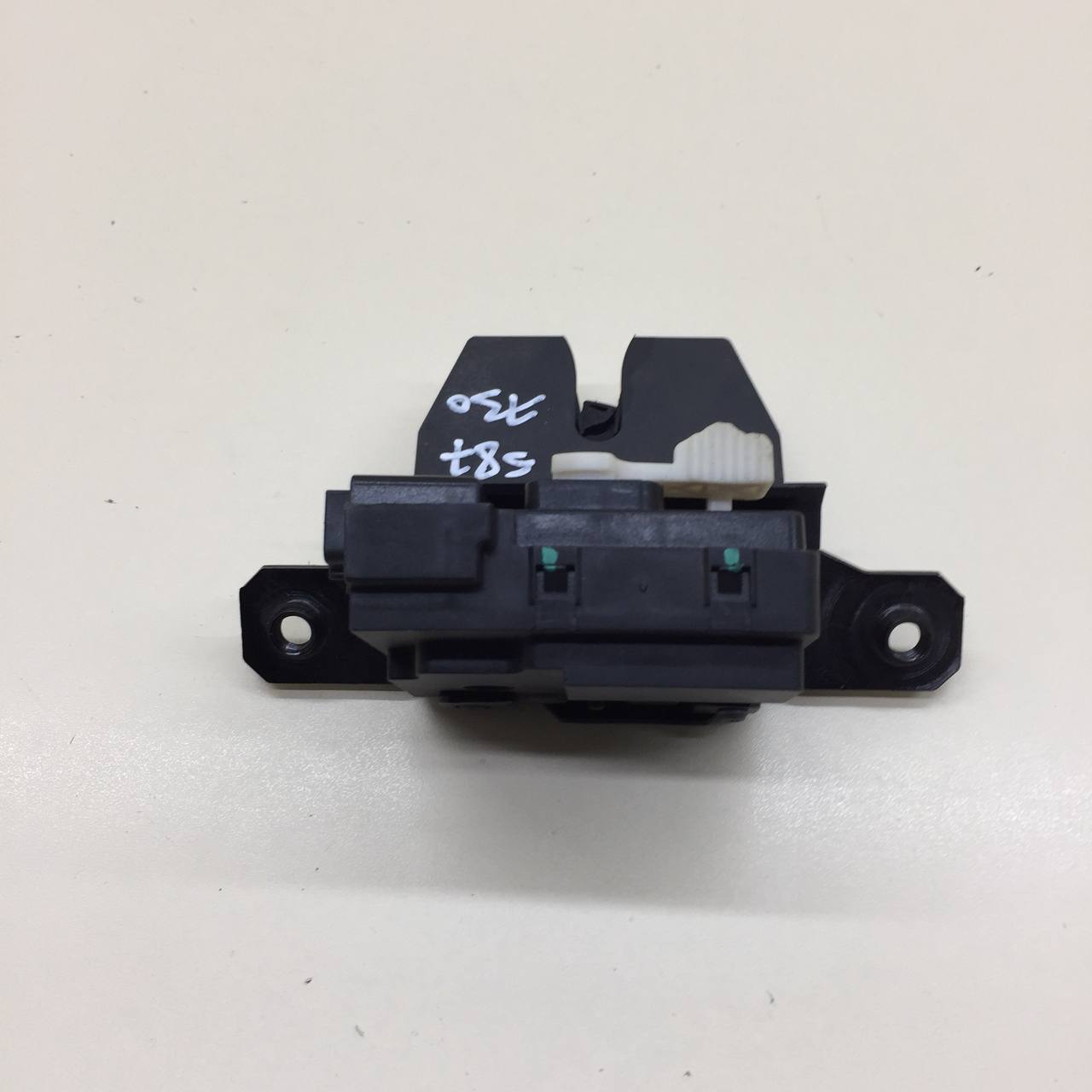 Замок багажника EXEED VX 2020>