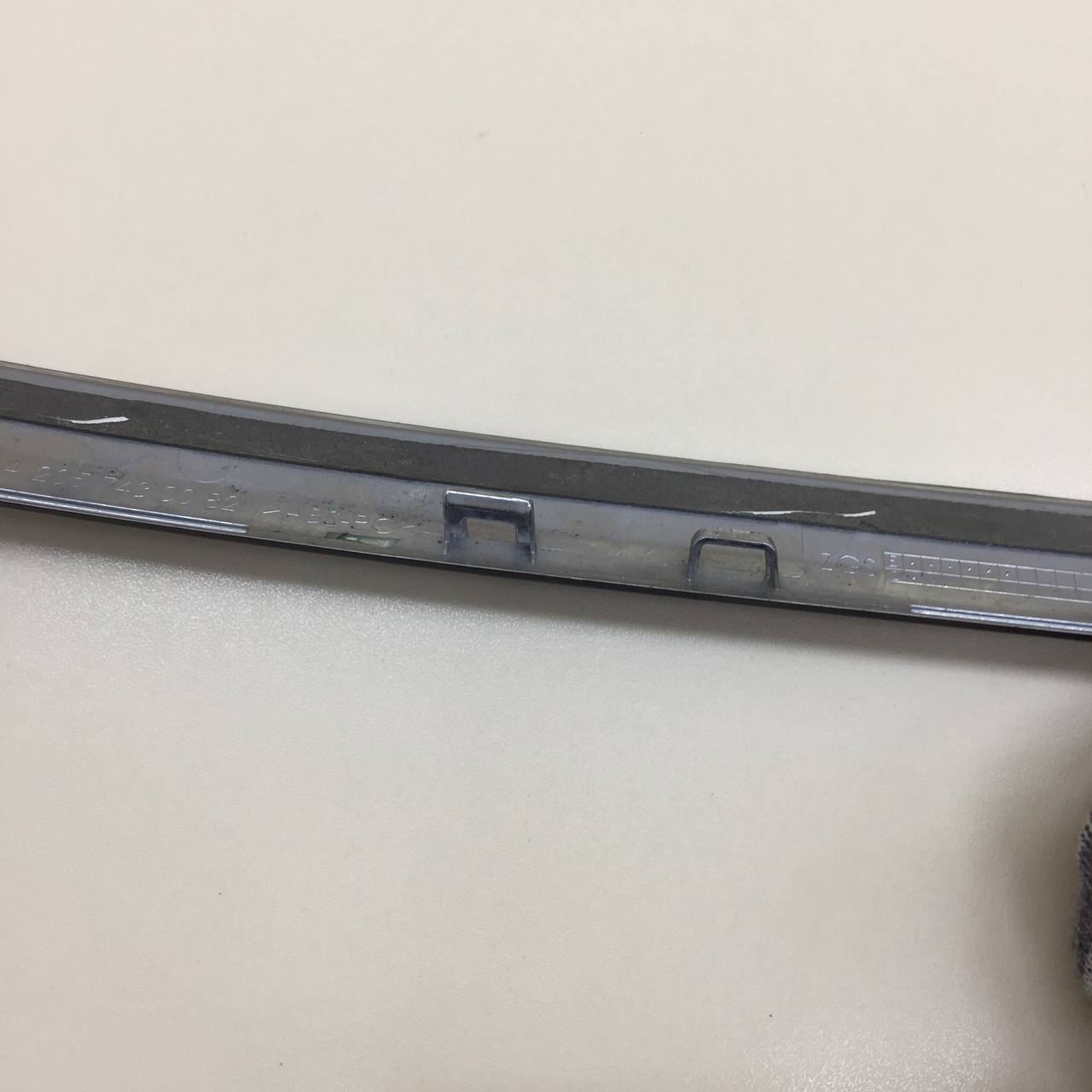 Накладка крышки багажника Mercedes-Benz C-Class (W205) 2014>