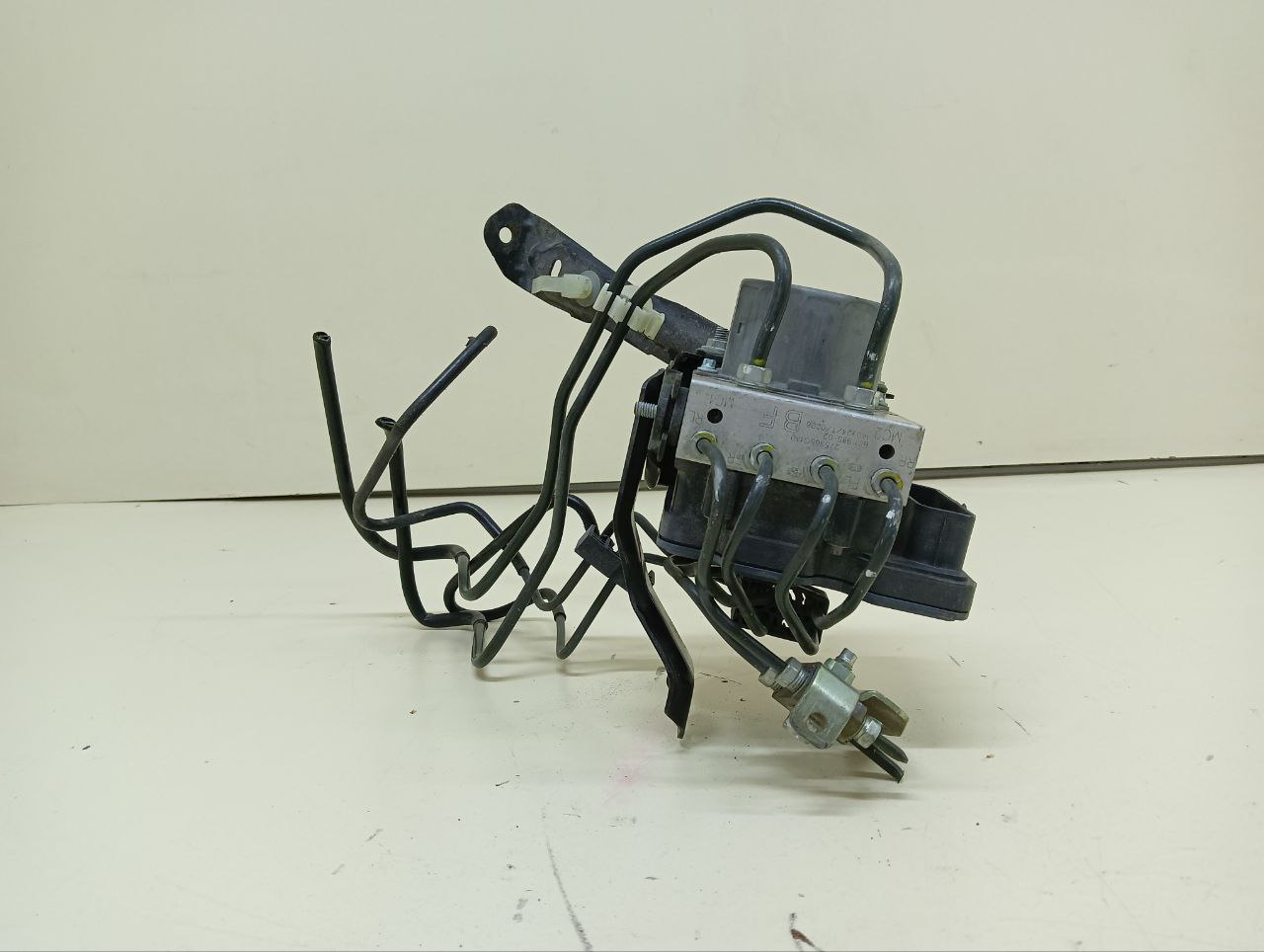 Блок ABS (насос) Subaru Forester (S13) 2012-2018