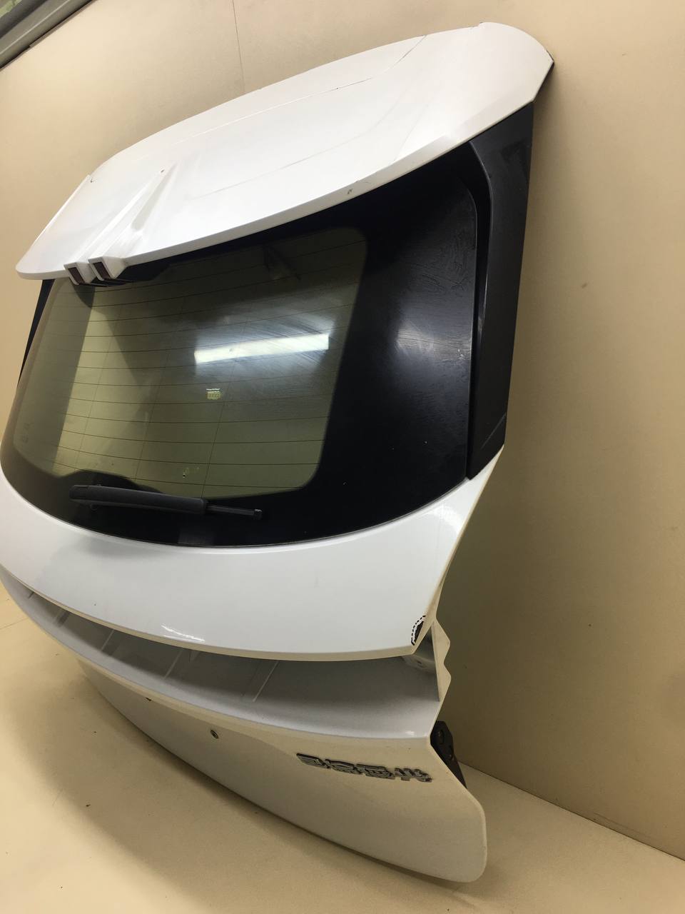 Дверь багажника со стеклом EXEED RX 2022>