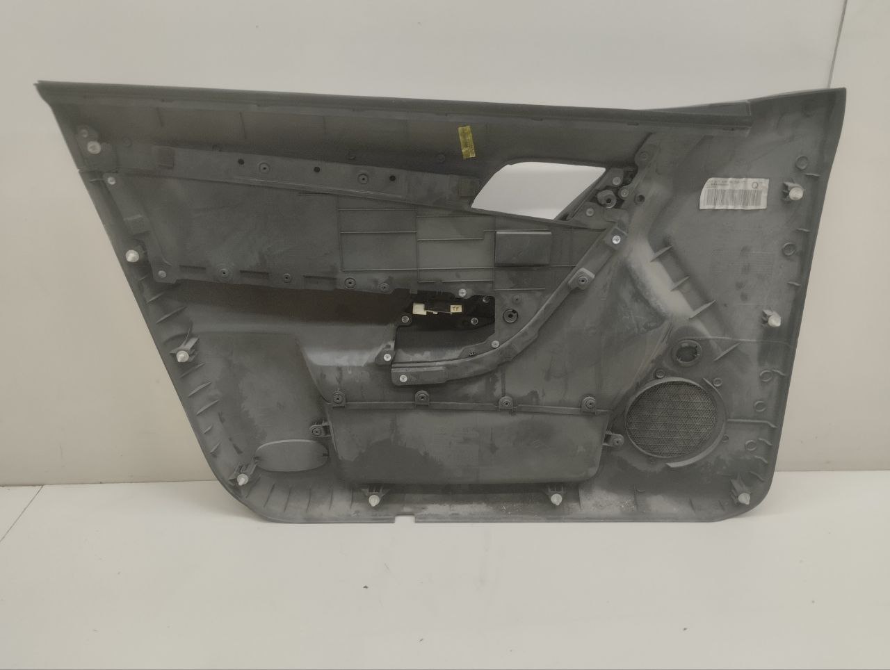 Обшивка двери передней правой Chevrolet Aveo T250 2005-2011