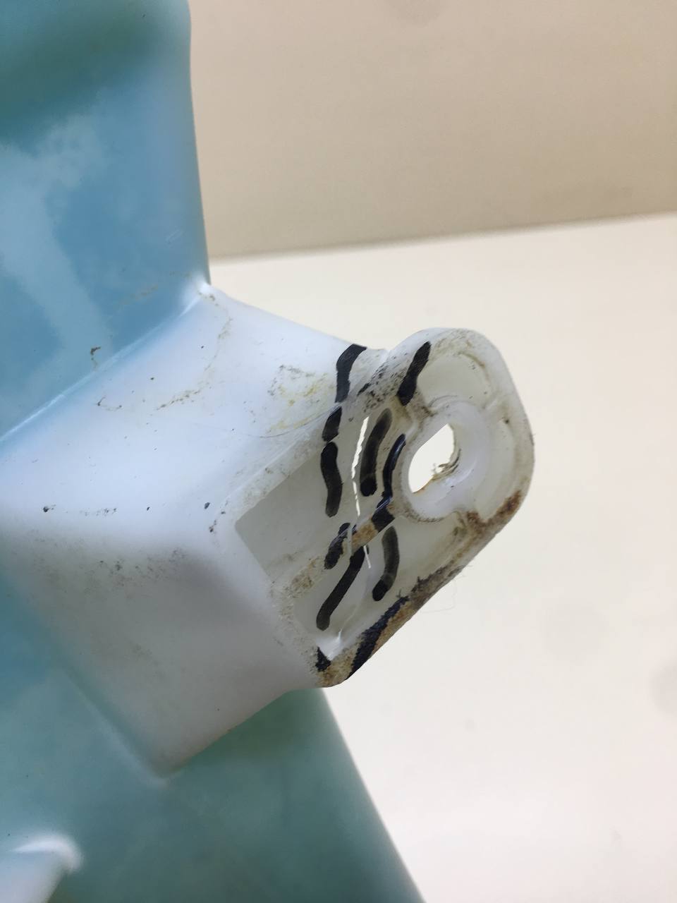 Бачок омывателя лобового стекла Hyundai Solaris (RB) 2010-2017