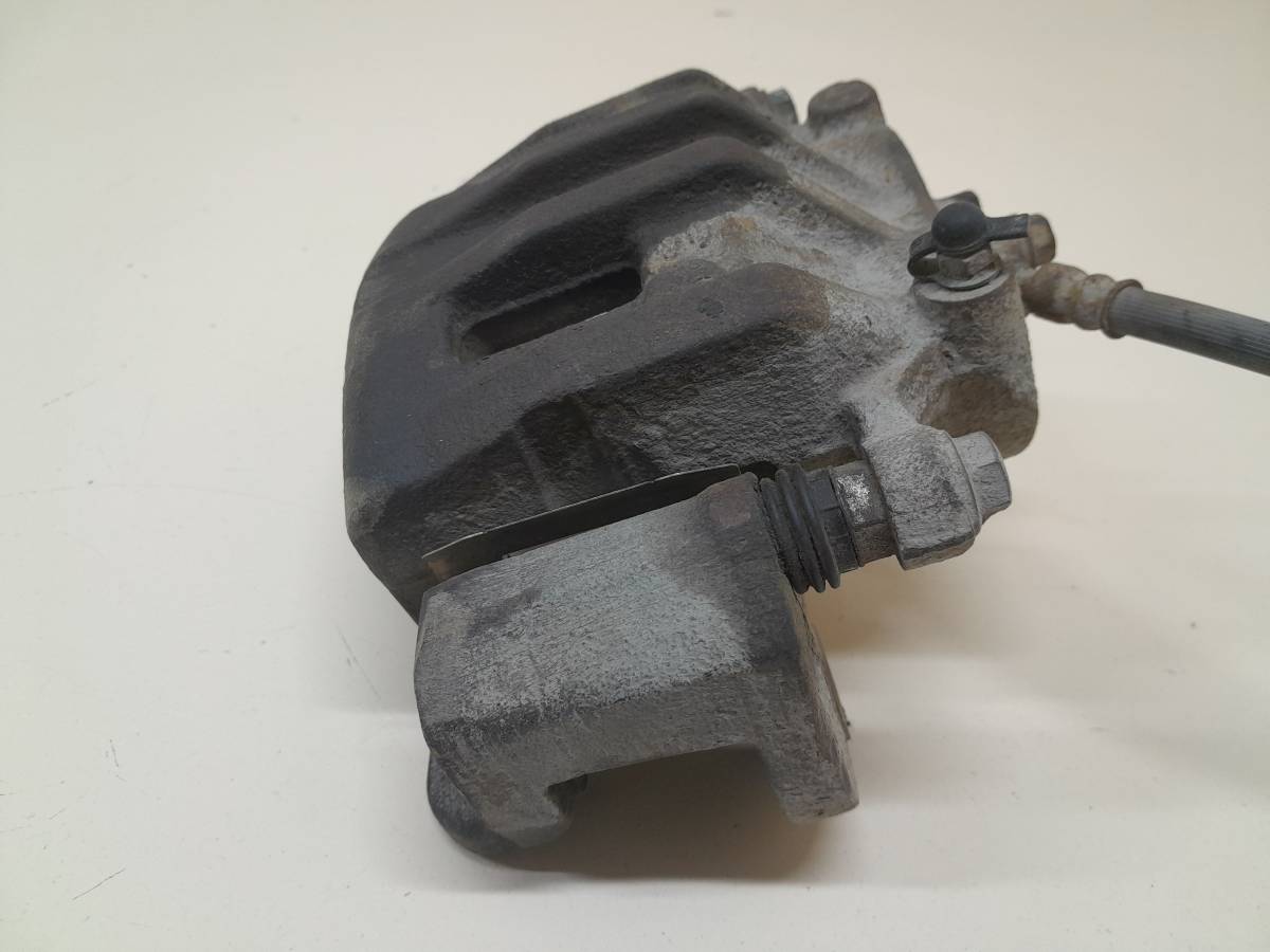 Суппорт передний правый Hyundai ix55 2007-2013