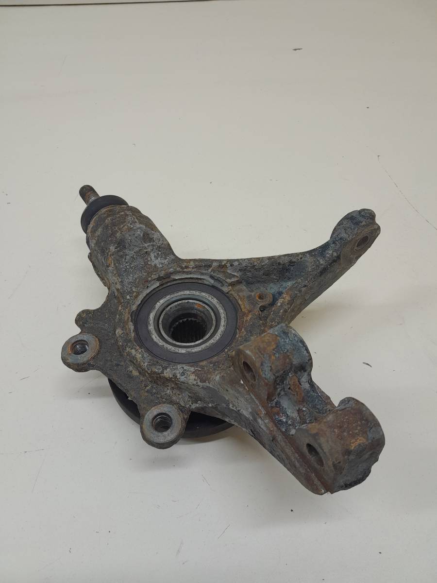 Кулак поворотный передний левый Citroen C4 2011>