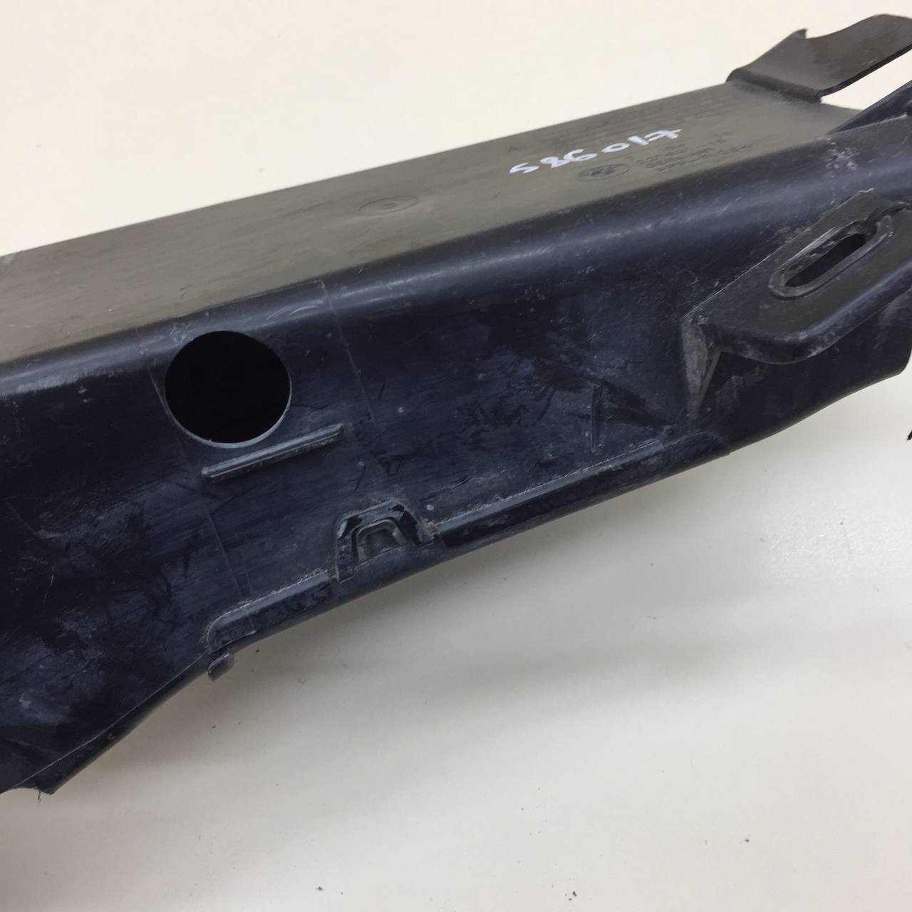 Воздуховод BMW 7-Series F01,F02  2008-2015