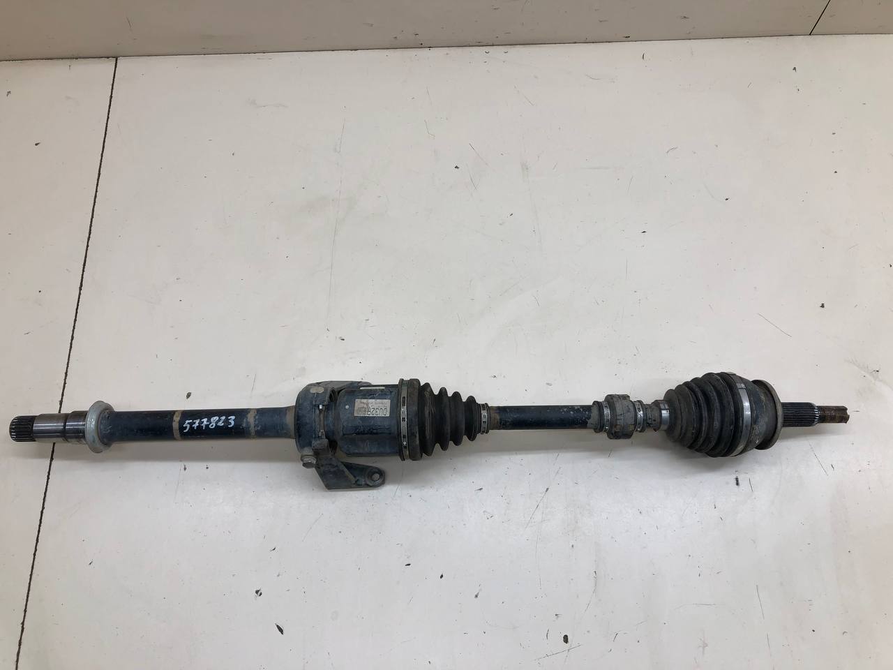 Полуось передняя правая Toyota Rav 4 (XA40) 2013-2019