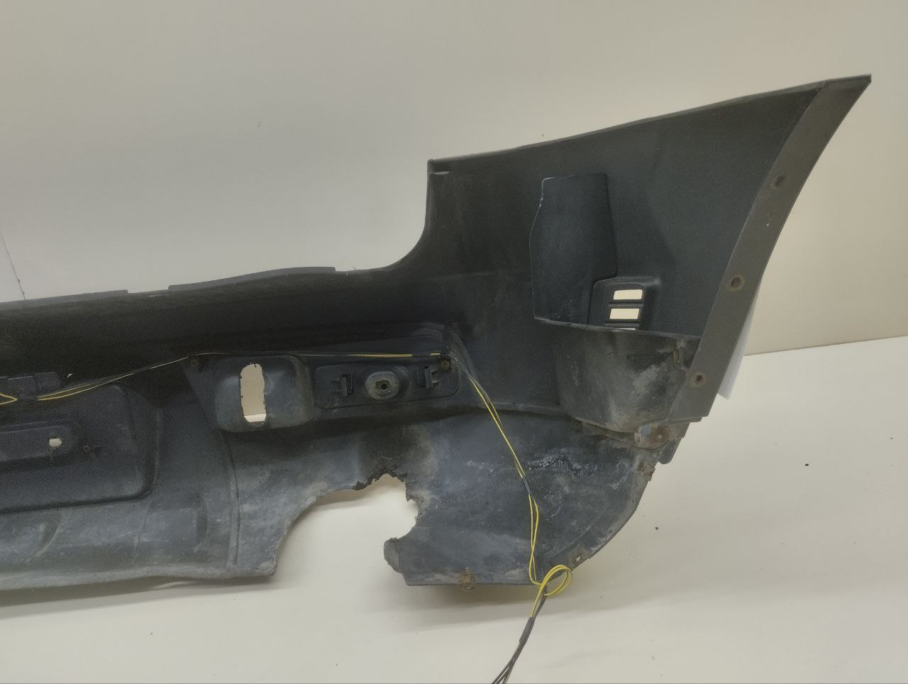 Бампер задний Chevrolet Niva 2009-2020