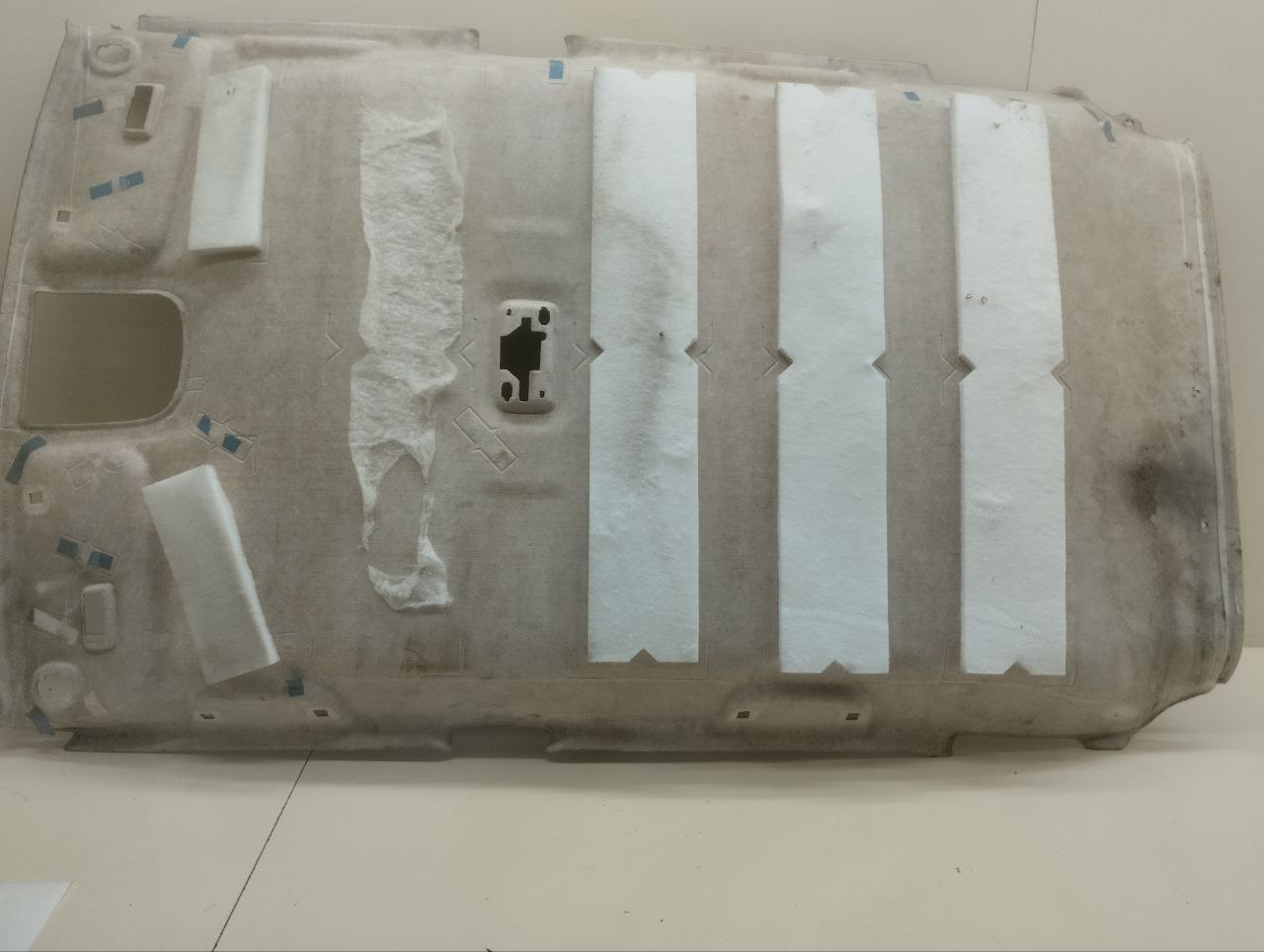 Обшивка потолка Toyota Auris (E150) 2006-2012