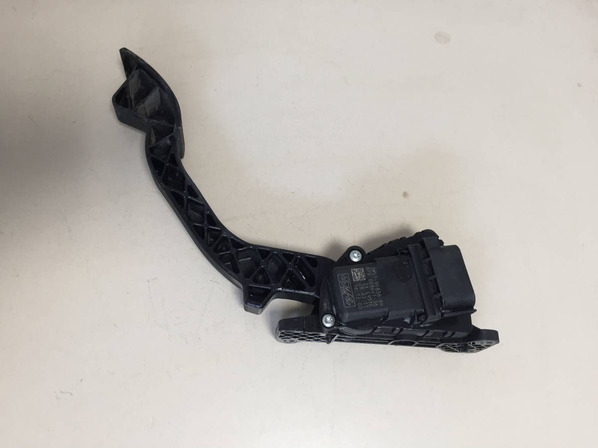 Педаль газа Ford Kuga (DR) 2008-2013