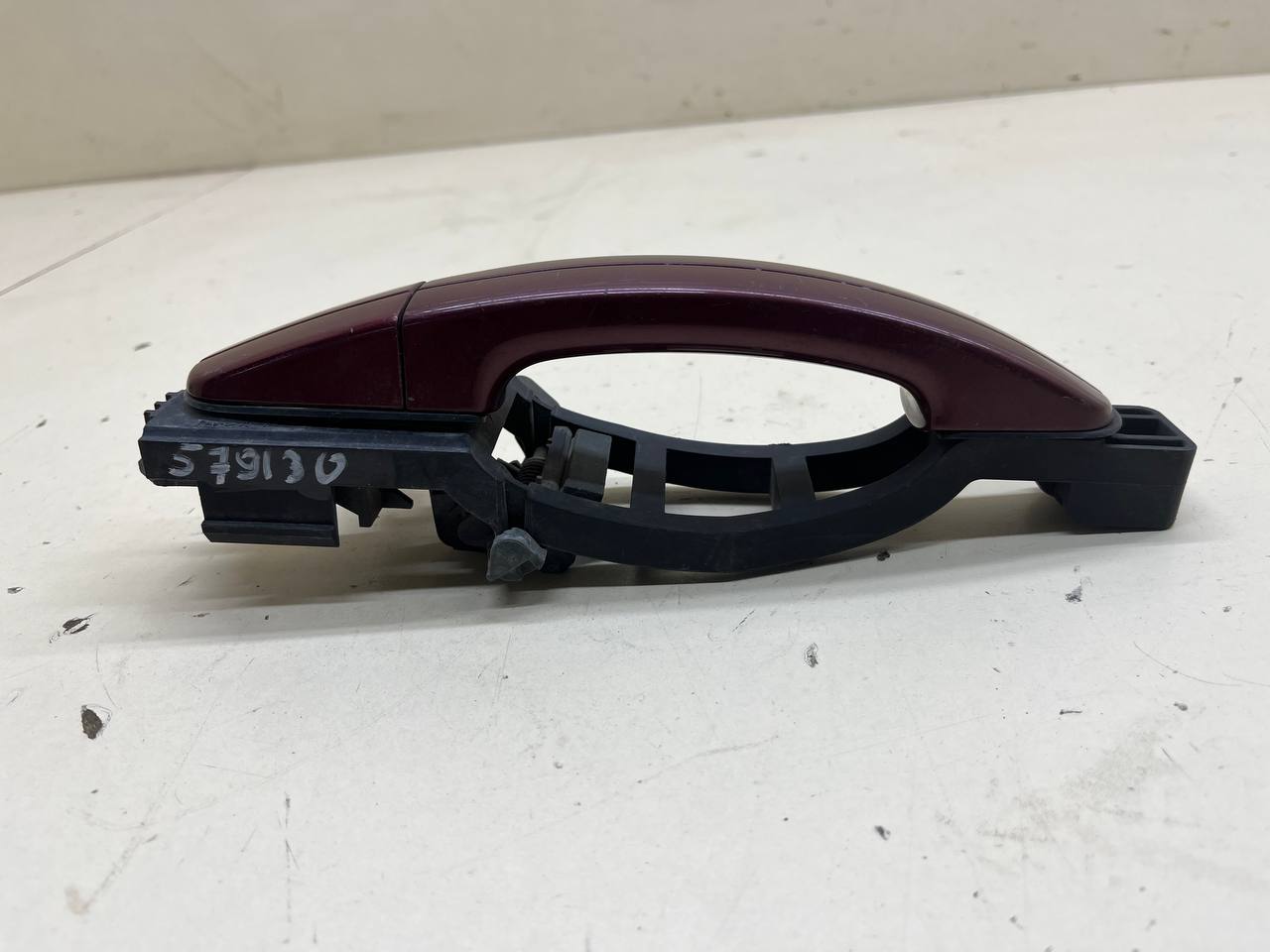 Ручка двери наружная правая Ford C-MAX 2003-2010