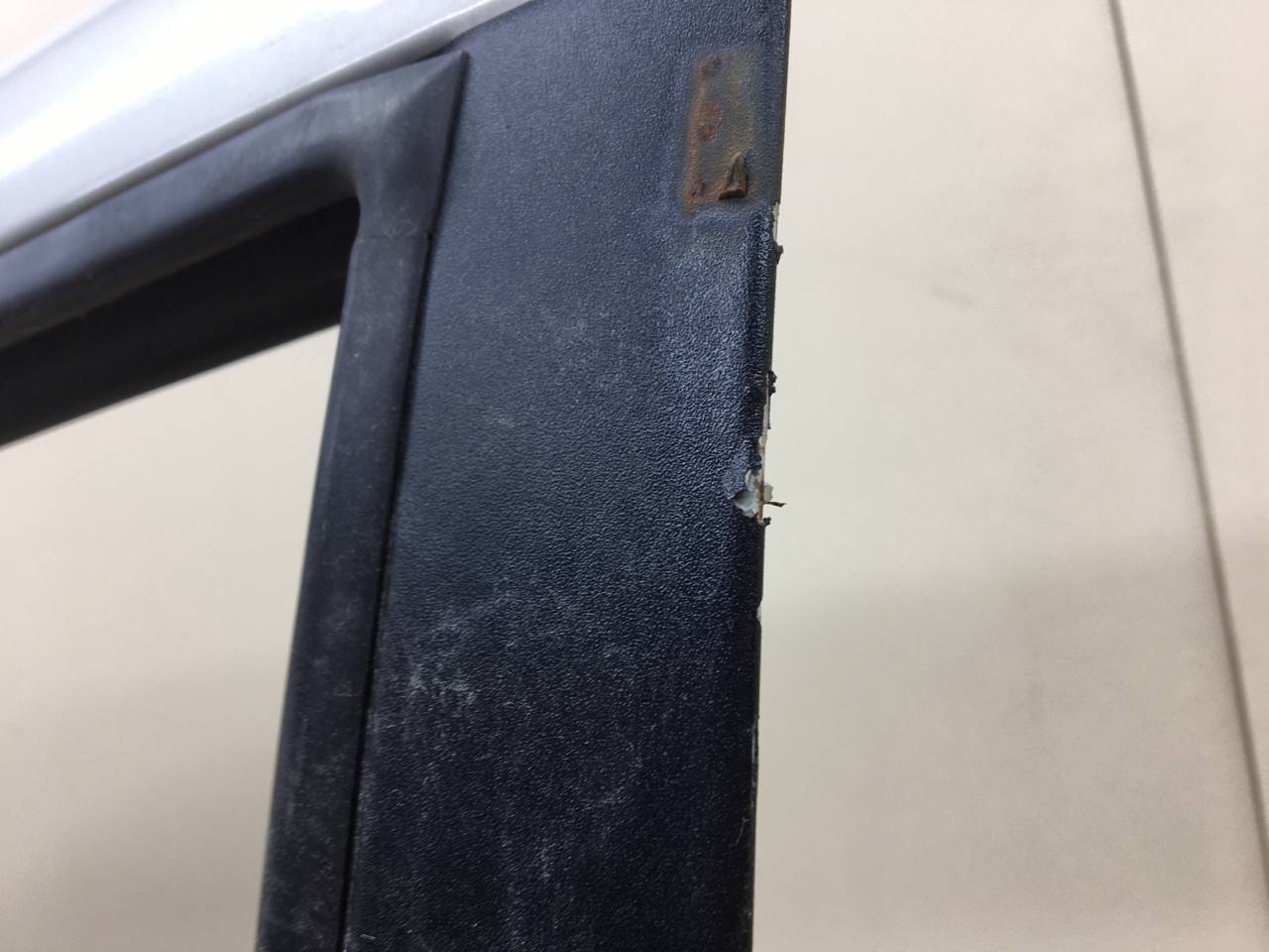 Дверь передняя левая Lada Granta 2011>