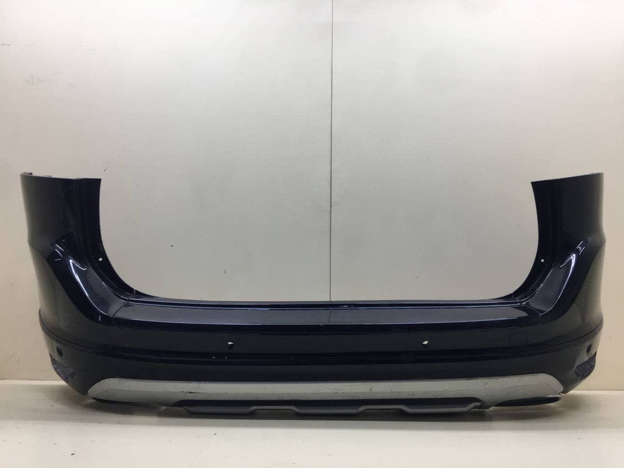 Бампер задний Volvo XC60 2008-2017