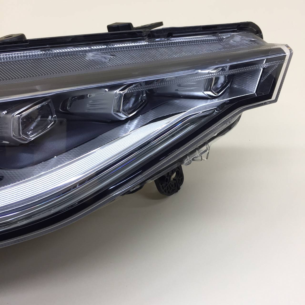 Фара правая Haval Haval F7 2019>