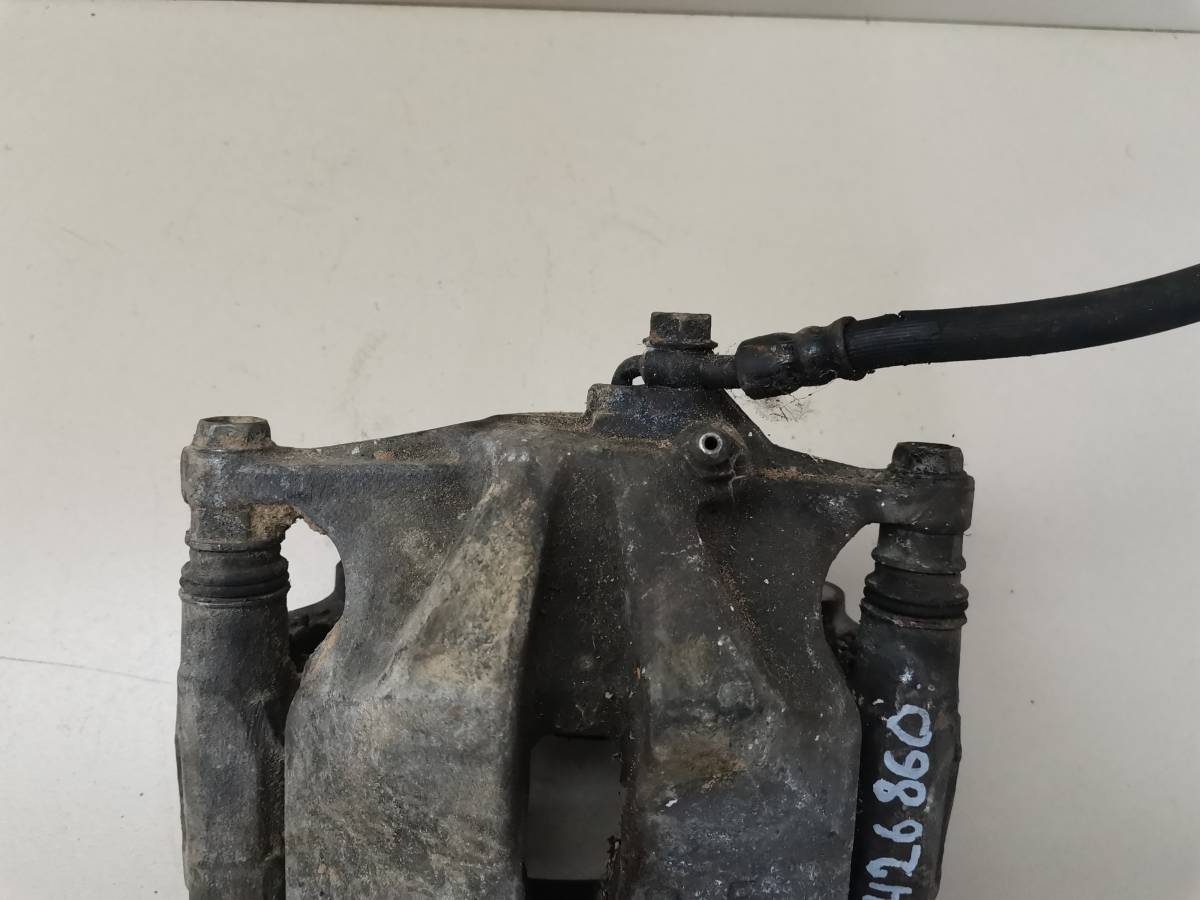 Суппорт передний правый Toyota Altezza (XE10) 1998-2005 Суппорт передний правый Toyota Altezza (XE10) 1998-2005