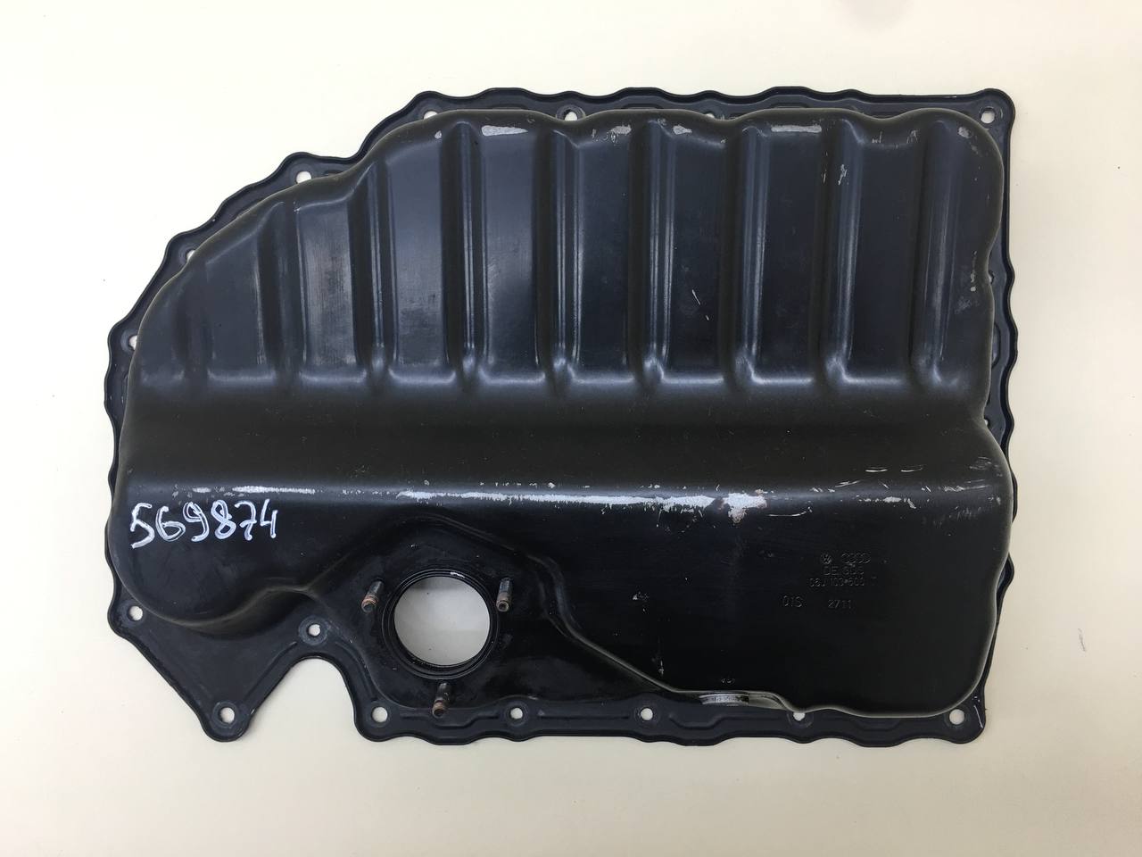 Поддон масляный двигателя Volkswagen Passat B7 2011-2015 Поддон масляный двигателя Volkswagen Passat B7 2011-2015