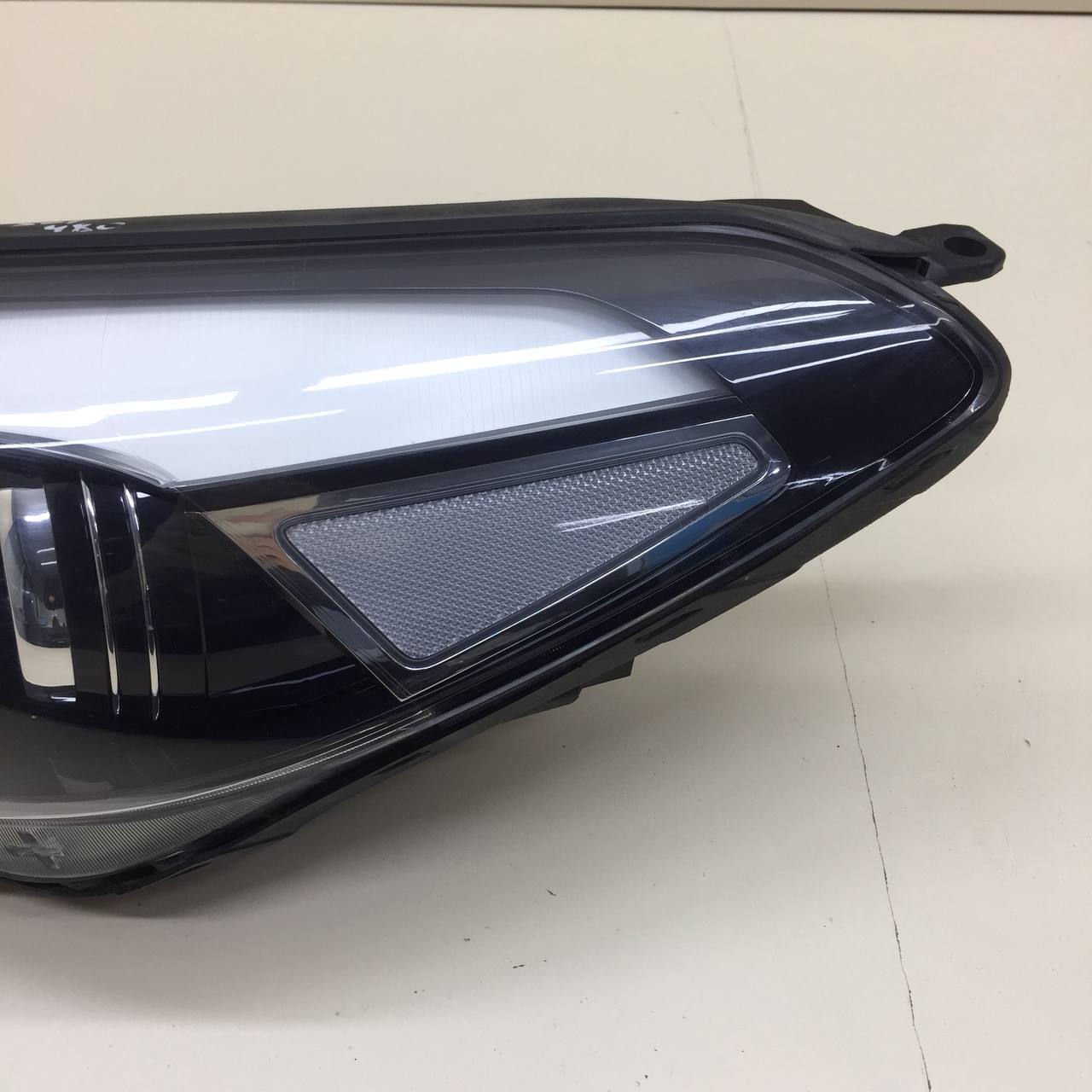 Фара левая Hyundai Tucson (TL) 2015-2021 Фара левая Hyundai Tucson (TL) 2015-2021