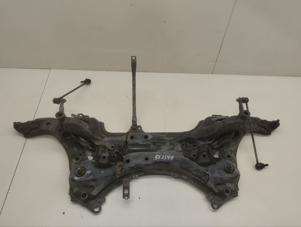 Балка подмоторная Toyota Auris (E150) 2006-2012 Балка подмоторная Toyota Auris (E150) 2006-2012